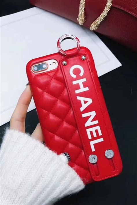 coque telephone chanel|Chanel petite.